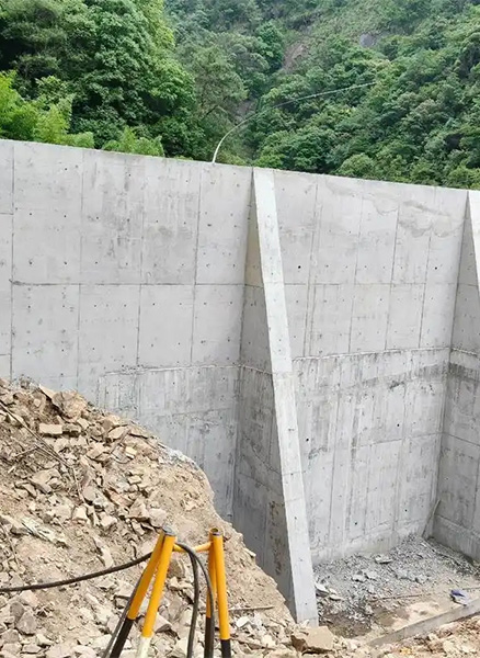 邢台新河县重力式挡土墙